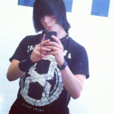 Greeting earthlings im hunter or shadow just your average everyday american male metal fan. bands, concerts, food lead singer of Termagant ;) cleans and screams