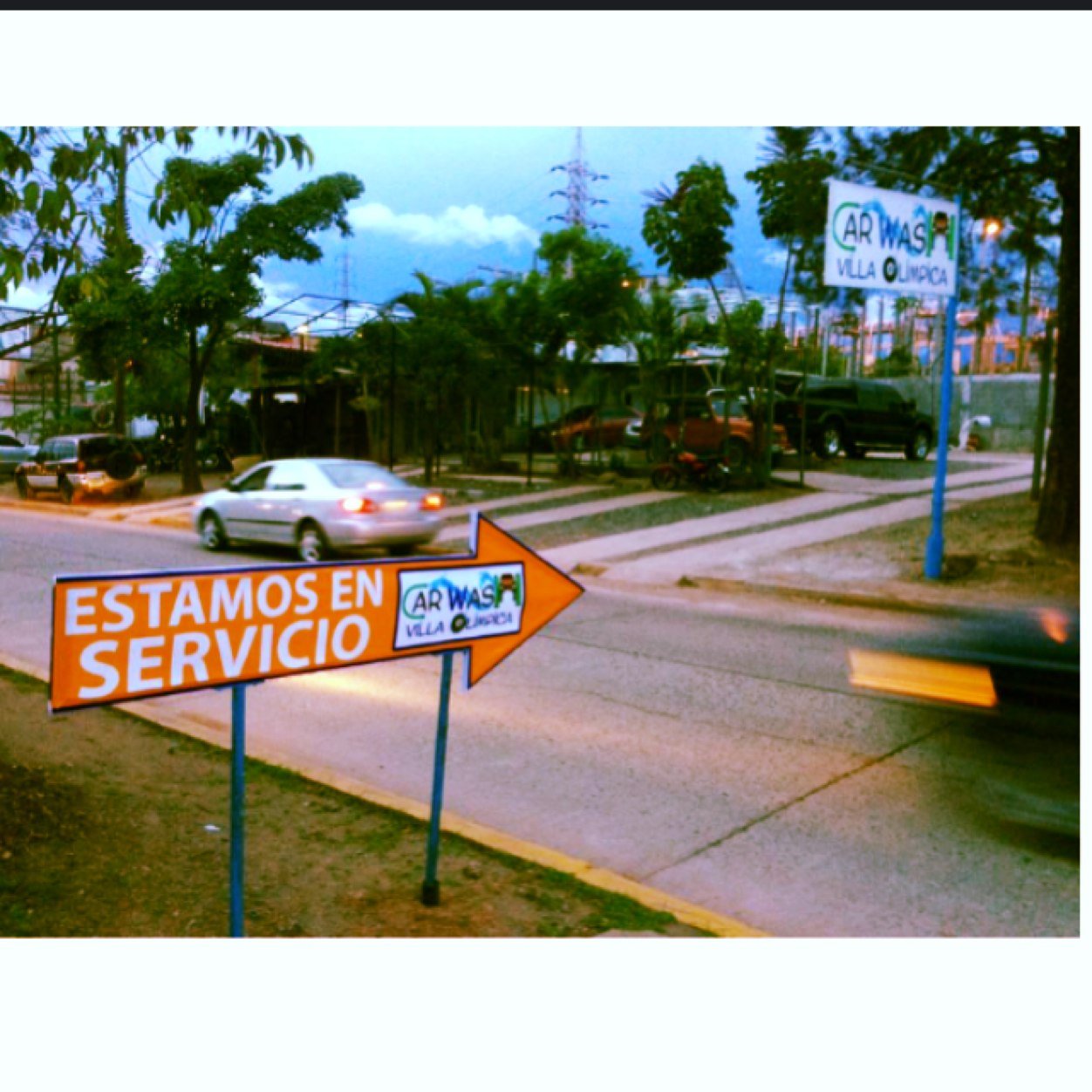 Lavado de Vehiculos en general, Cambios de aceite, reparación de frenos. Frente a Consultorio Juridico Gratuito UNAH, Complejo Villa Olimpica.