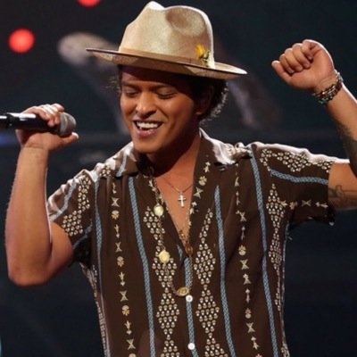 iluvbrunomrs's profile picture. 