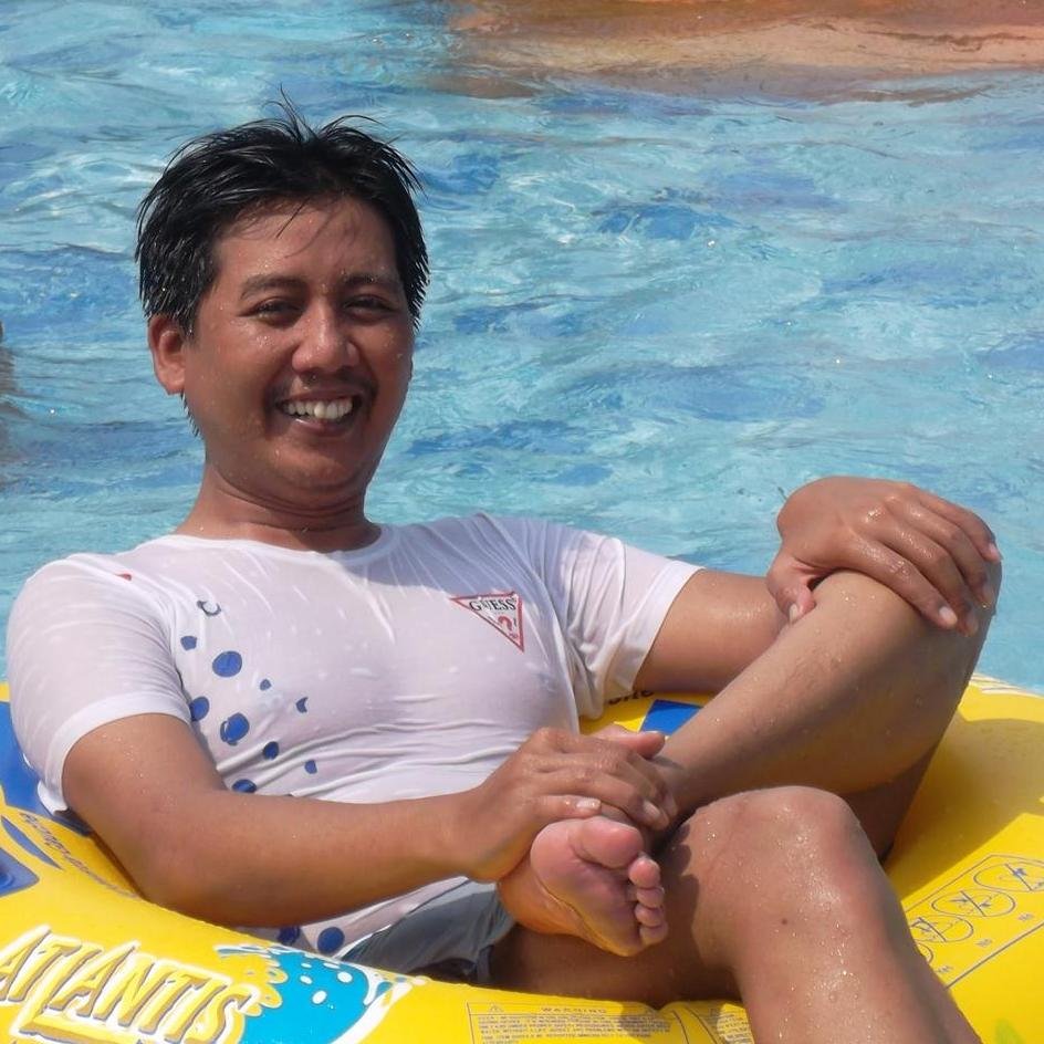 antonsato's profile picture. peace love unity n respect