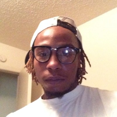 I'm Darionte king and I'm wrk ahholic and just like 2 b laid back nt 2 much