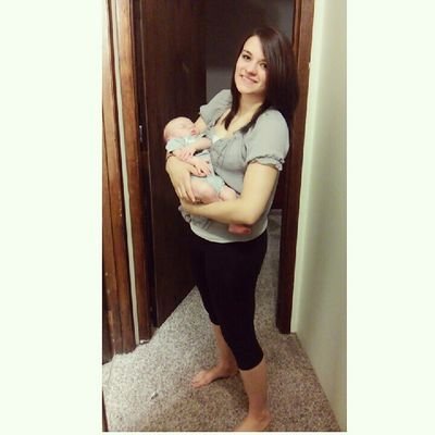 Mommy to Caydin Lee ❤ Wife to Justin Champlin.