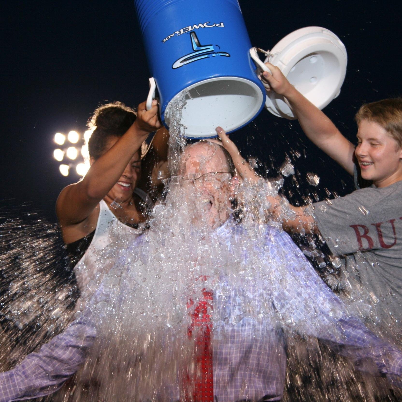 Pictures by a Bearden student, of Bearden students, for Bearden Students. @beardenbark