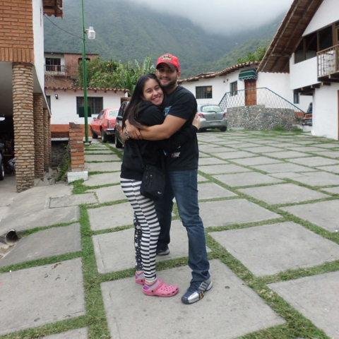 I am a Christian, venezuelan girl,     HOPE!!!! LOVE!!!!  GOD!! nadie me podra separar del amor de Dios!!!