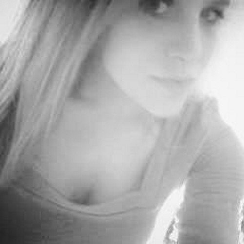 RachelChupa's profile picture. To infinity & beyond ♉ I love my beautiful daughters they are my world❤ IG:rachelleechupa