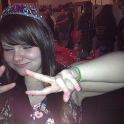 Kberrgg's profile picture. Someone get me out of this shithole town