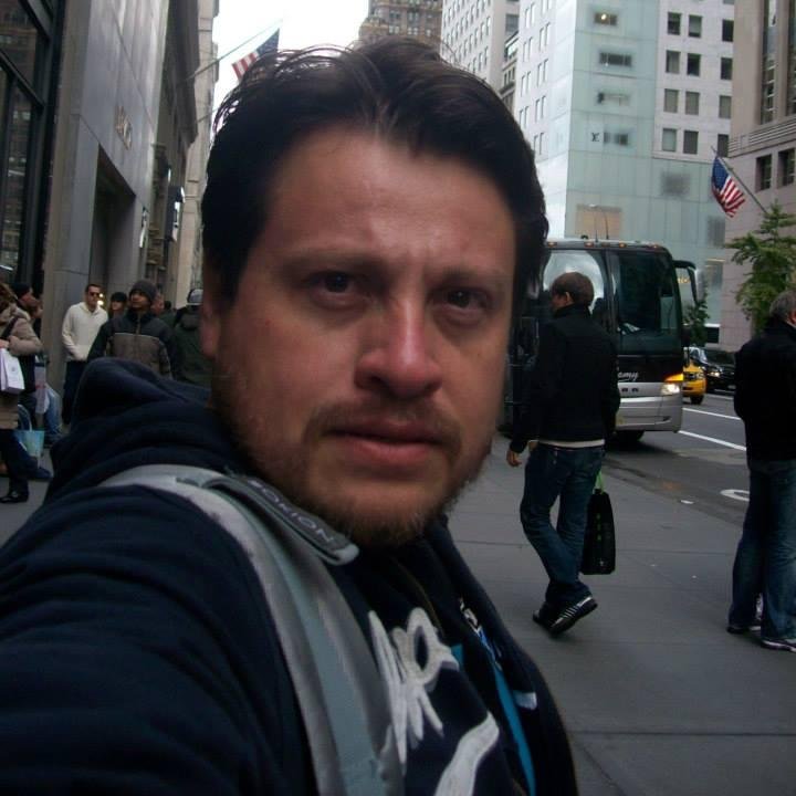 Licenciado en Comunicación. Periodista