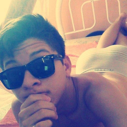 Te dou meu coração todo pra você, todo pra você ! Vou te amar , pra sempre meu amor . E vamos juntos viver esse sonho , esquecer tudo o que passou  ♡  ✌ M.B