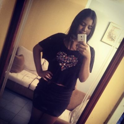instagram.  Stephanie_pz  sigueme