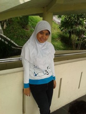 nur_wina's profile picture. |Allah | nothing impossible if you believe | chemical analyst 27 |