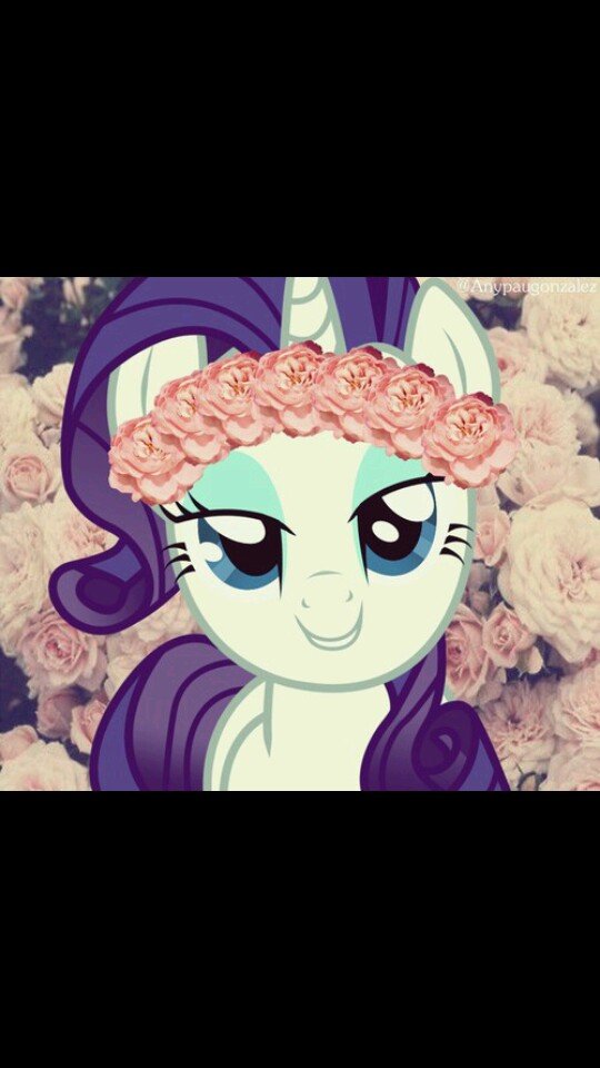 Hello Darlings Im Rarity. I am Generosity Out of my group of friends.I have a little Sister Named SweetieBell.#married and pregnant (but hidden from others not
