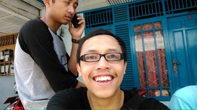 dimrizki's profile picture. Carry On