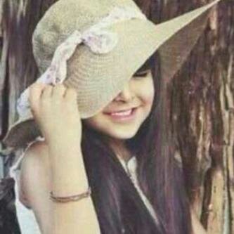 الصمــت يمــلاني حكـي وأنثـره بـــوح
وأعــيد ترتيب الحــكي وأمتـلي صمــت