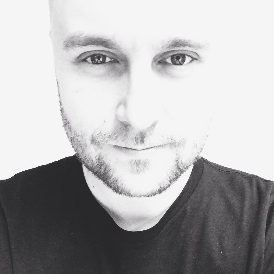 Doer of many things. Creator of @audiosauna, co-founder of @until_am & co-creator at @repixit. Proud father. Musician.