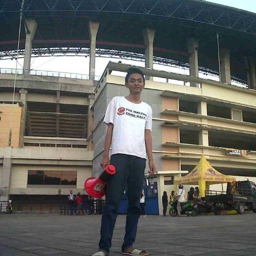 Daeng GaSSinG macz man

the macz man zona kaltim