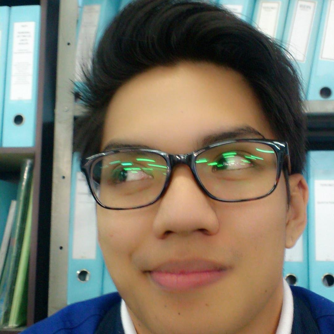 BenEstrella09's profile picture. 