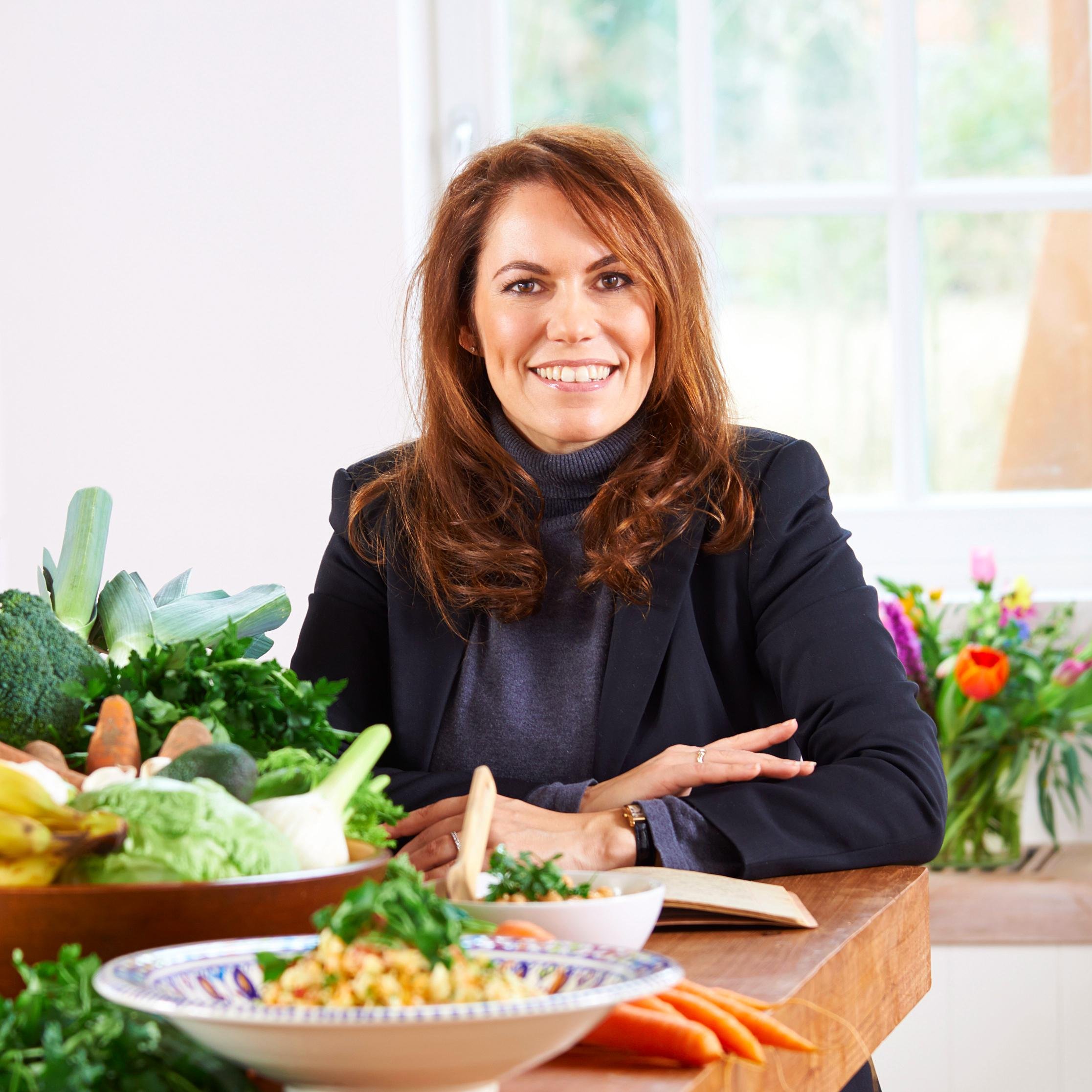 Mijn passie is mijn gezin, schrijven over plant-based, vegan en mensen begeleiden bij hun nieuwe levensstijl voor een écht duurzame wereld.  https://t.co/K7Lu9s6P1r
