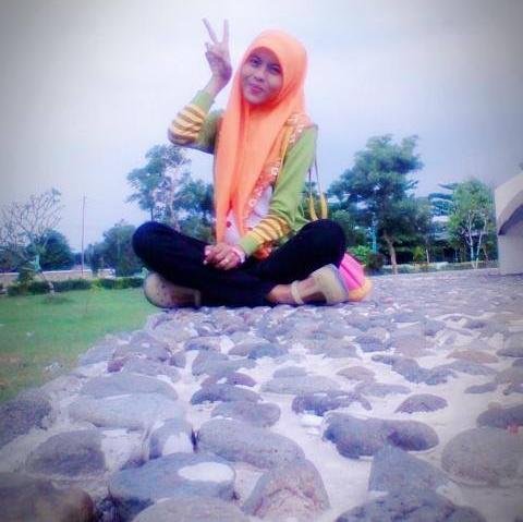 23 september 97 | SMK N 1 Tegal | Fb : Iiz Ceftyani | follow me :)