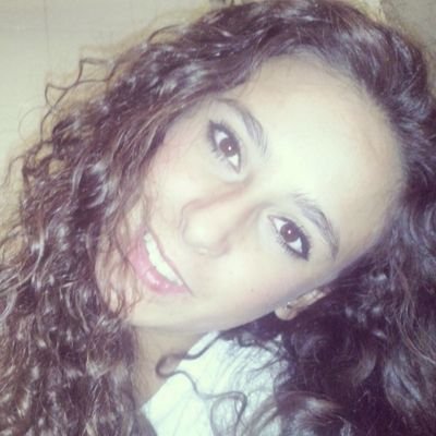 Quedate con lo mejor de cada instante, con lo mejor del dia, con lo mejor de la vida, aprende a saborearla.