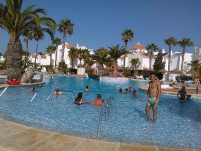 HuerPorJes's profile picture. Estudiante CAFD en la UGR y pianista en conservatorio. Atleta. Amante del deporte y del @GranadaCdeF.