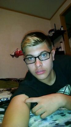 follow me 
DM(V)