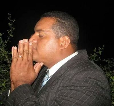 MARIDO PAI  PASTOR E FIÉL A PALAVRA DE DEUS