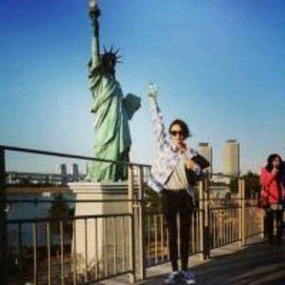 Eric76375273's profile picture. 