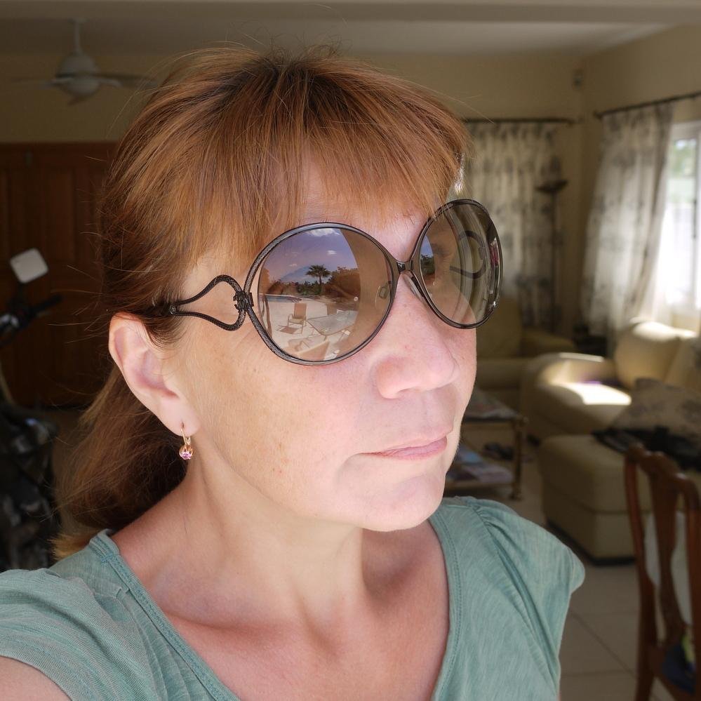 Lonletika's profile picture. 