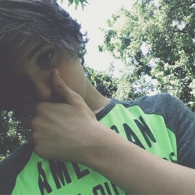 ♚Damian♚ ☾14 years☽ ☮Acting☮ ♪Music Listening♪ ✡Video Gaming✡ ✧Cat enthusiest✧