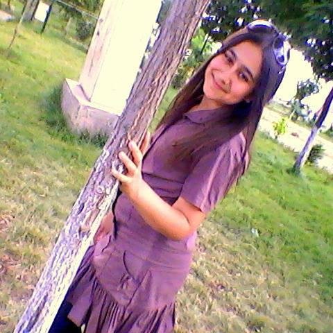 Eda21facebook's profile picture. Seni bnm kadar kimse sevemez.!