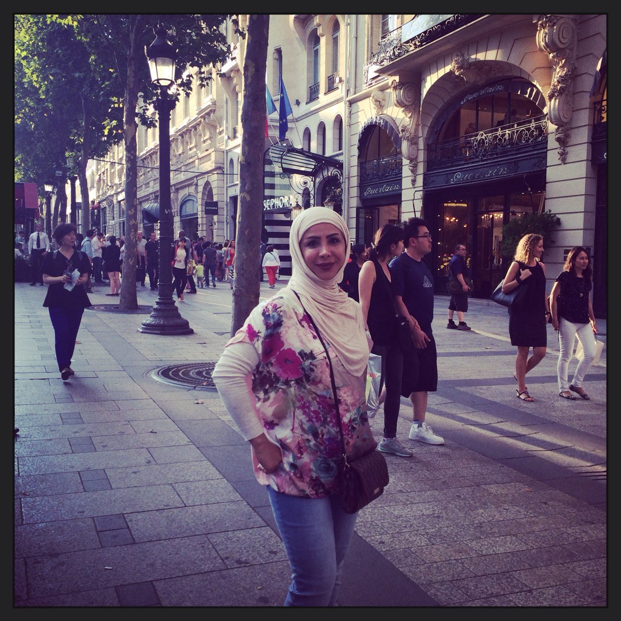 om3yalha76's profile picture. الناس عبيد الدنيا .. والدين لعق على السنتهم