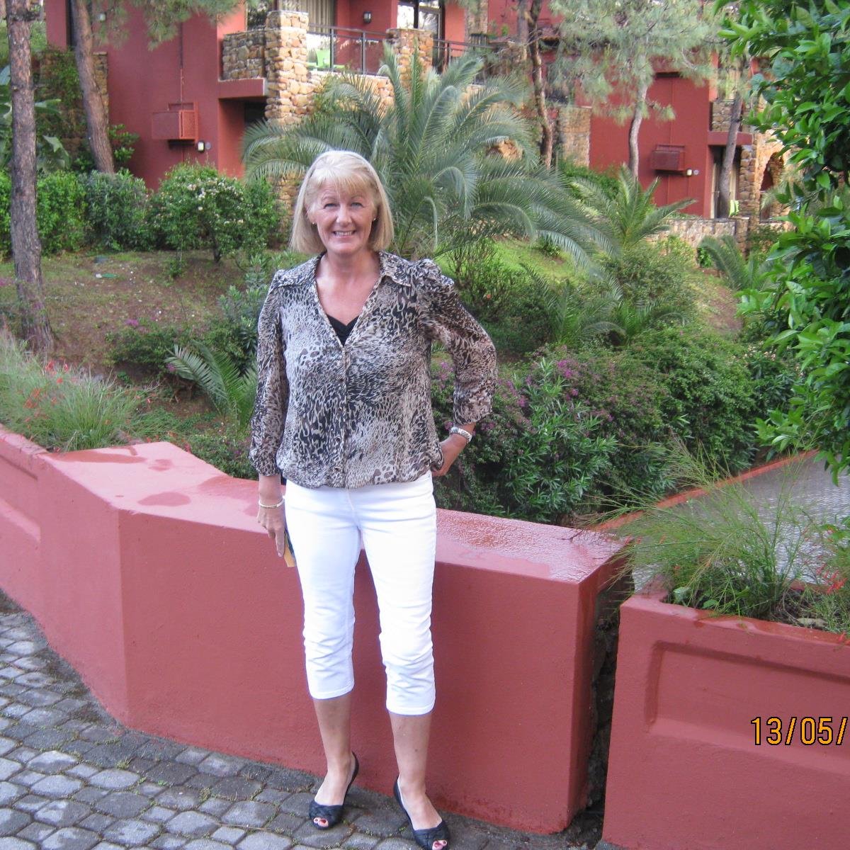 melmantel's profile picture. 