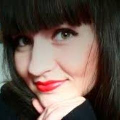 Стремись не к тому, чтобы добиться успеха, а к тому, чтобы твоя жизнь имела смысл.