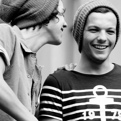 I'm in love with 5 idiots. Larry Shipper. 'My first real crush was Louis Tomlinson'. kik: weirdlikeyou