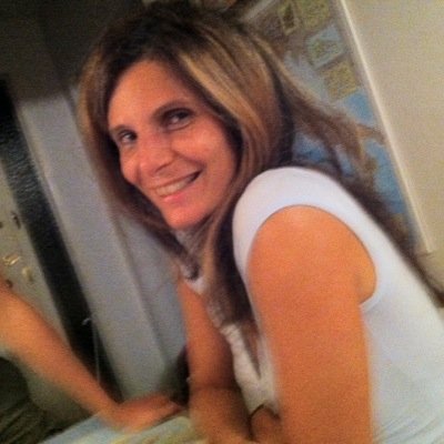 CalderaroSandra's profile picture. my goal is to colour peoples lives using my creativity by make language learning an inspired experience for families.