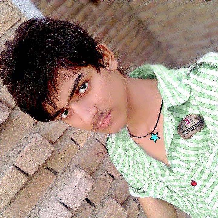 20, Science Student, Animal Lover, Cricket Fanatic, Avid Reader, Simplicity is what I believe in!