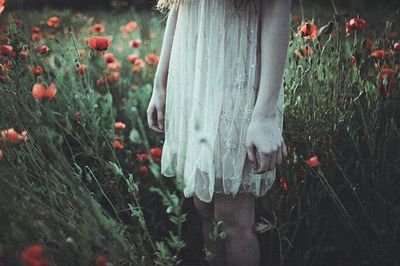 Laura Makabresku fan account. 100% unofficial.