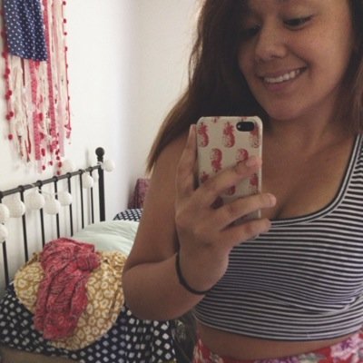 rheadiance's profile picture. this is where I come to reply to two of my friends tweets and complain about the Kyle in my life