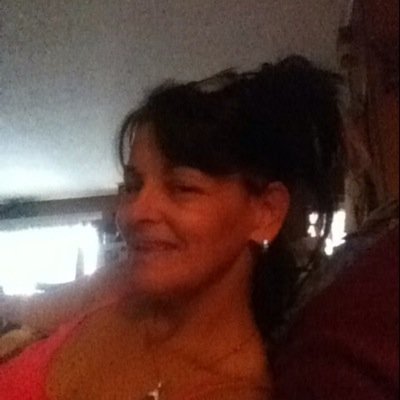 I am Angie Smithey Williams (Bryant) married!! we have three children between us Bayle & Chris Bryant (granson) Brayden Gray Amber Williams (Natallie) grandaug