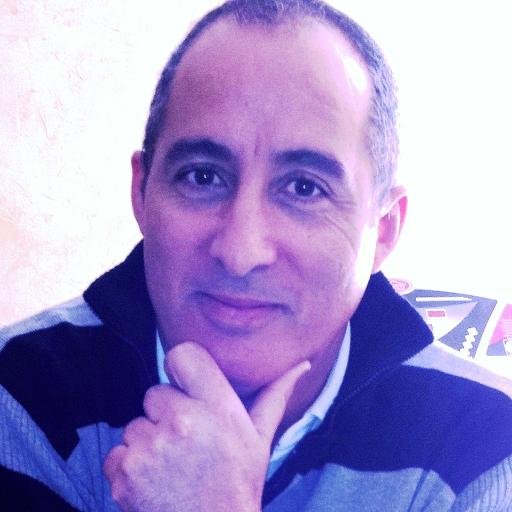 Pro de l'événementiel et du digital dans la grande distribution | Passionné de NTIC et de l'actualité | #politique #marketing #retail #socialmedia