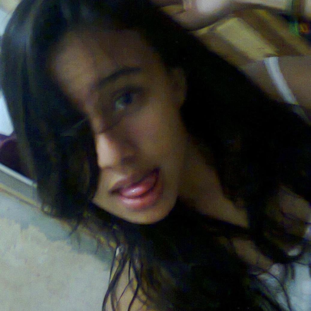 - Lindaaa ♥