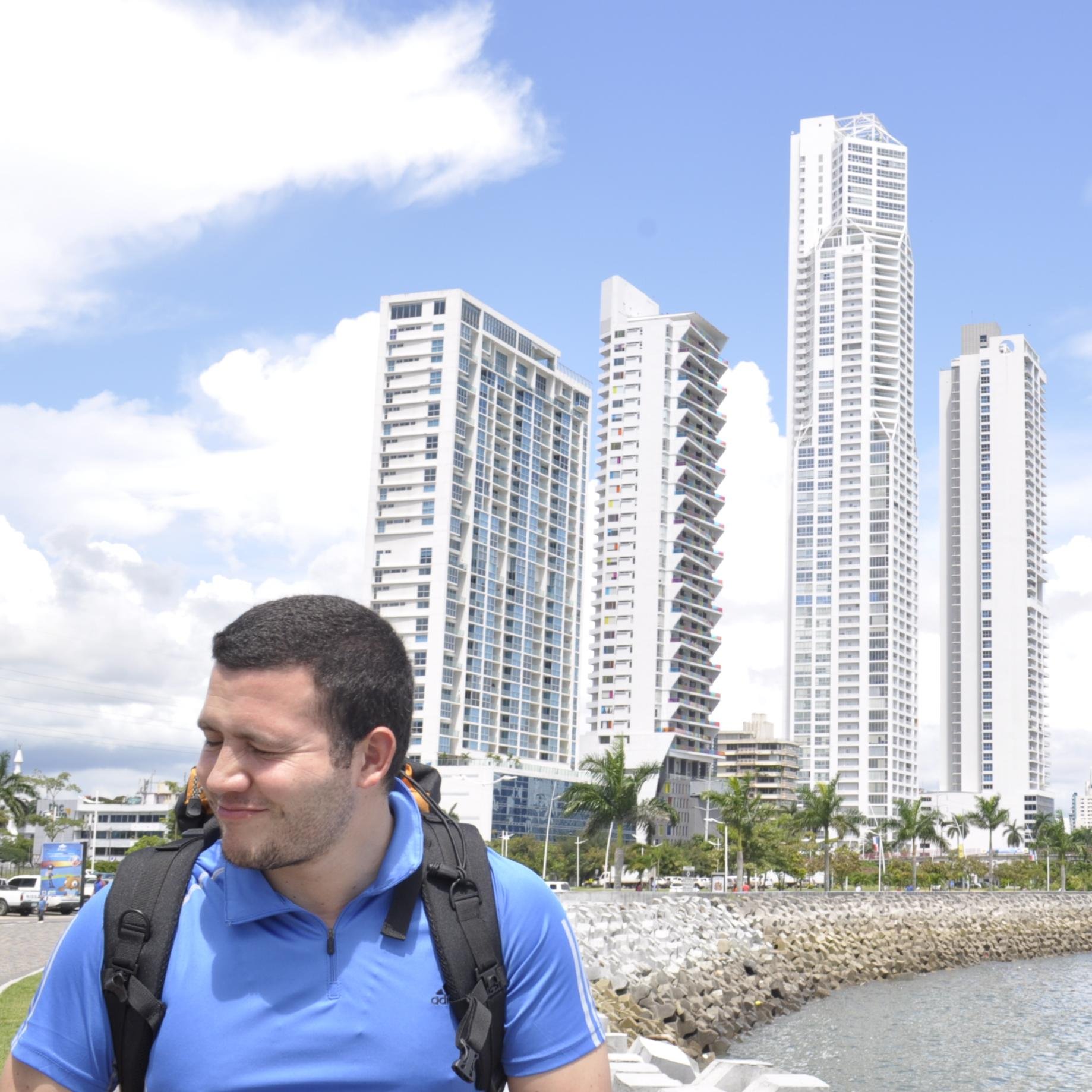 afrancel's profile picture. OroDeLey - Para llegar a lo más alto hay que hacer cosas y no buscar excusas... Tu mayor competencia eres tu mismo.