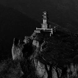 lhmy3636's profile picture. Analog B&W Photographer | Exploring silence & light
🖼 NFT: Bhupgye Series on Polygon
🔗https://t.co/8ypeDxebTm