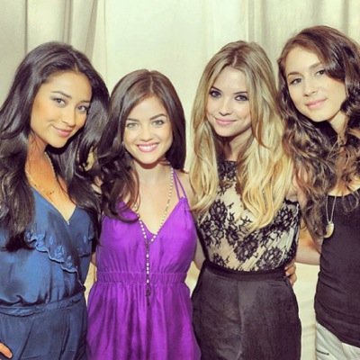 ~~Compte sur Pretty Little Liars ~~ Actu, photo ... Des retweet et favoris que sur PLL @Liars_France