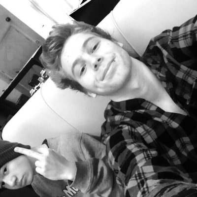 SugarskullSkye's profile picture. Blue eyes blonde hair n loves penguins! guess who?