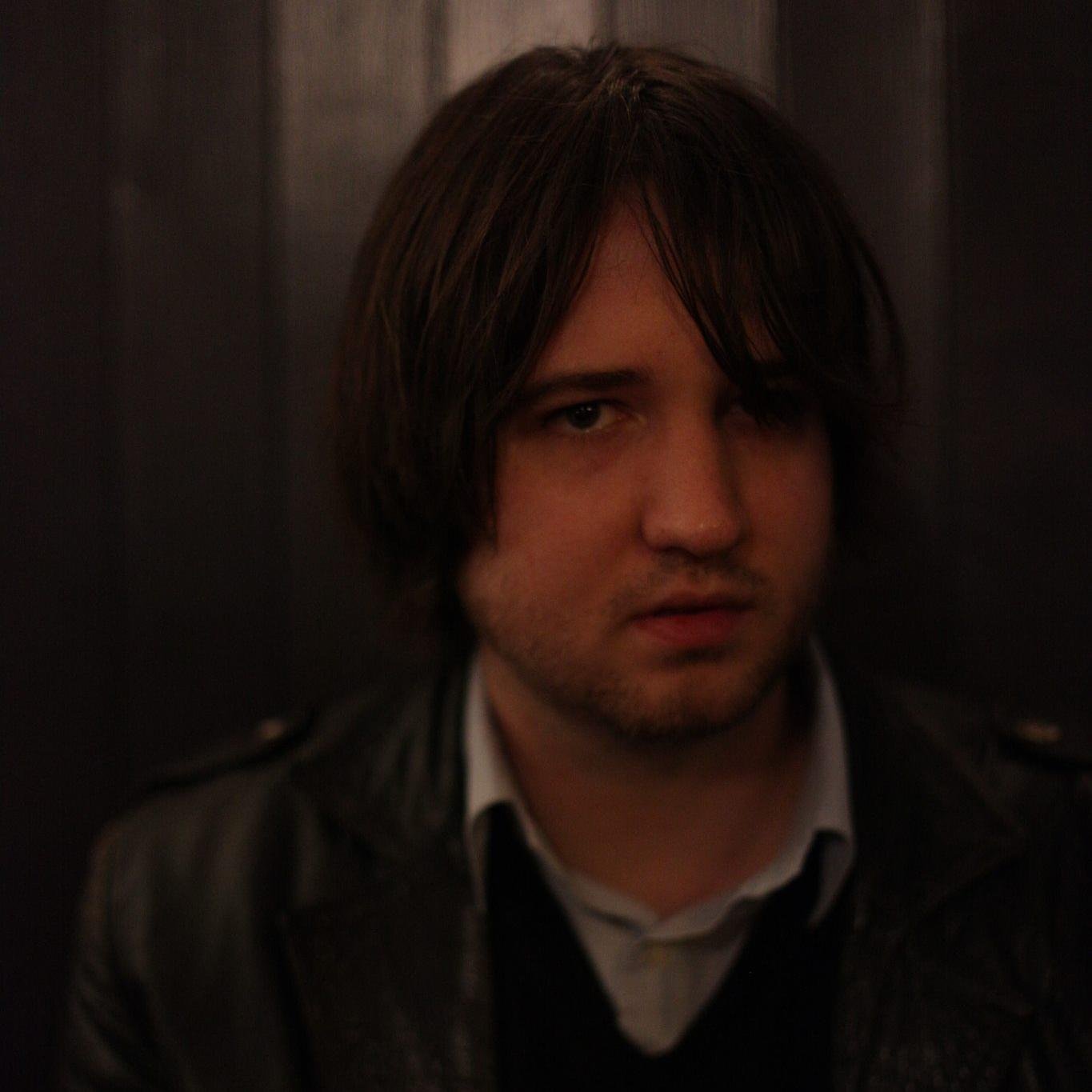 Guitar player.  Chain gang of idiots.