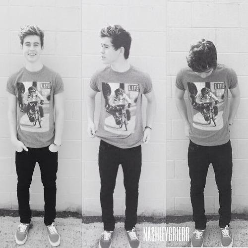 NASH•HAYES- i love u 2 the moon and back u r utter perfection and no one will ever love u  as much as i do @thedallaslyf is da bae