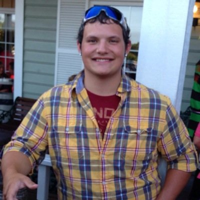 20, live the gym life, love hanging out with friends going 4-wheeler riding, camping, and bonfires.. love football.