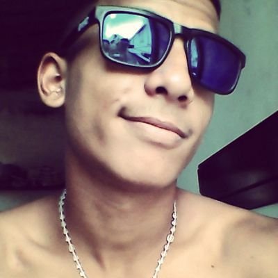 Deus ? Ajude os '' AMIGOS '' que só querem me derrubar... amém!