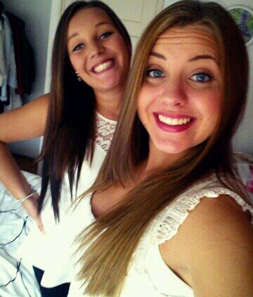 michlllee96's profile picture. 